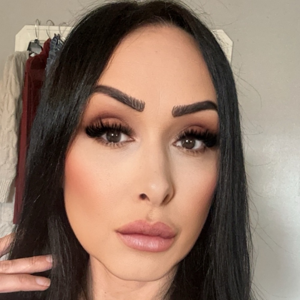 Meet your Posher, Fabiola